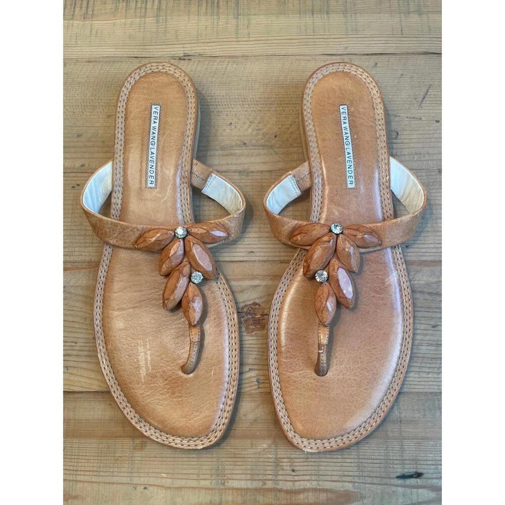 Vera Wang Lavender Collection Leather Sandals with Wood Petal Detail – Size 40